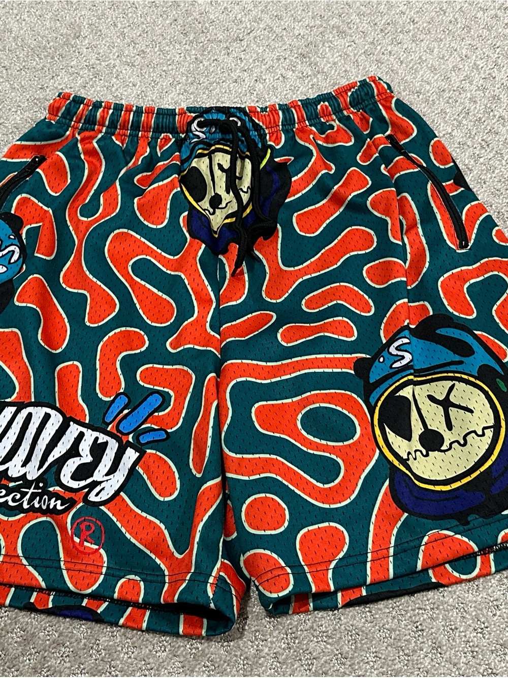 SUNO Men's Graphic Athletic Shorts in Teal & Orange with Character Motifs